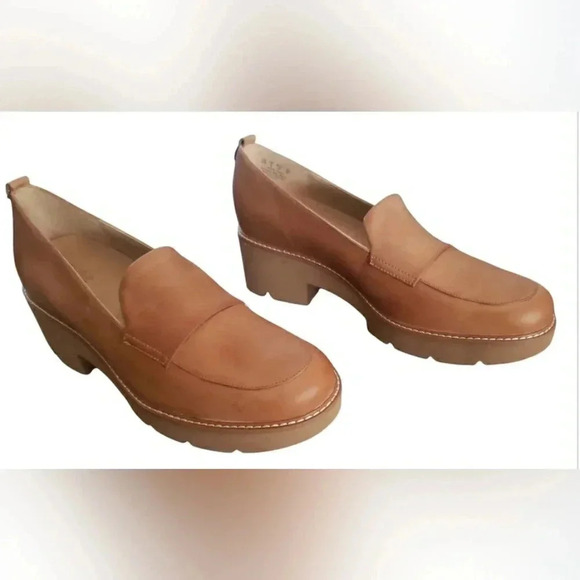 Naturalizer 12 Preppy Lugsole Tan Leather Slip-On Round Toe Casual Loafers New - Picture 7 of 8
